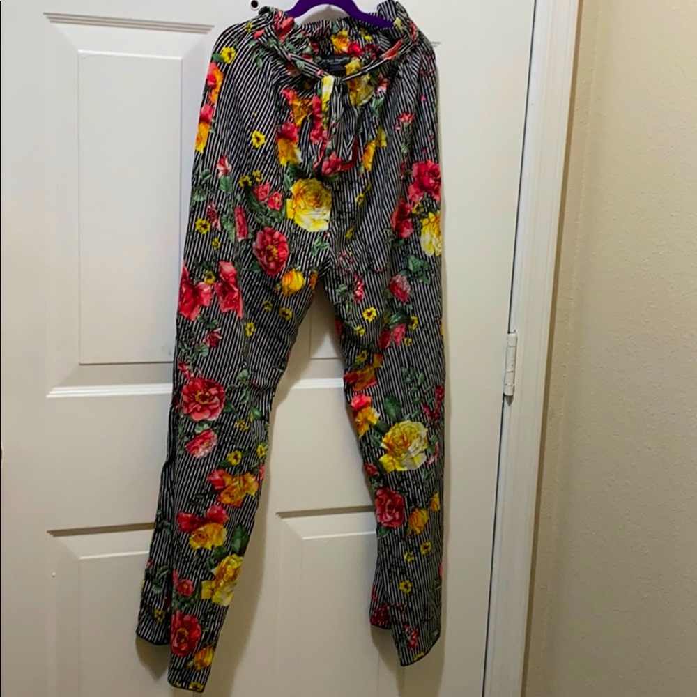 (L) striped rose print pants